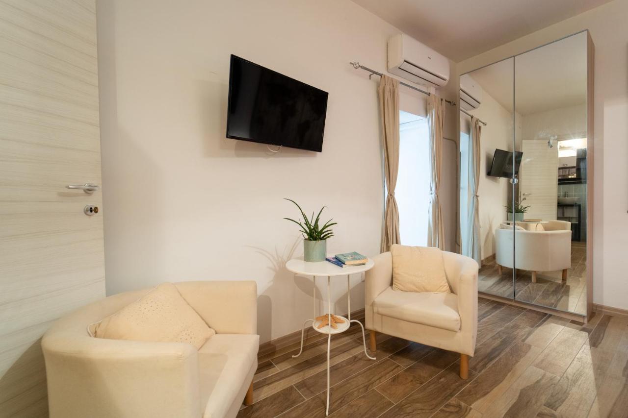 Casa Borbonica Cozy Apartment In Ortigia Ground Floor Συρακούσες Εξωτερικό φωτογραφία